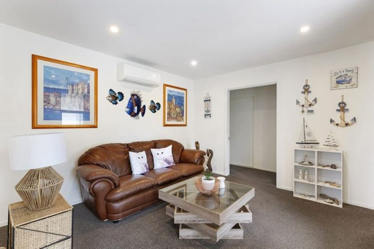 Photo of property in 51 Masefield Drive, Rolleston, 7614