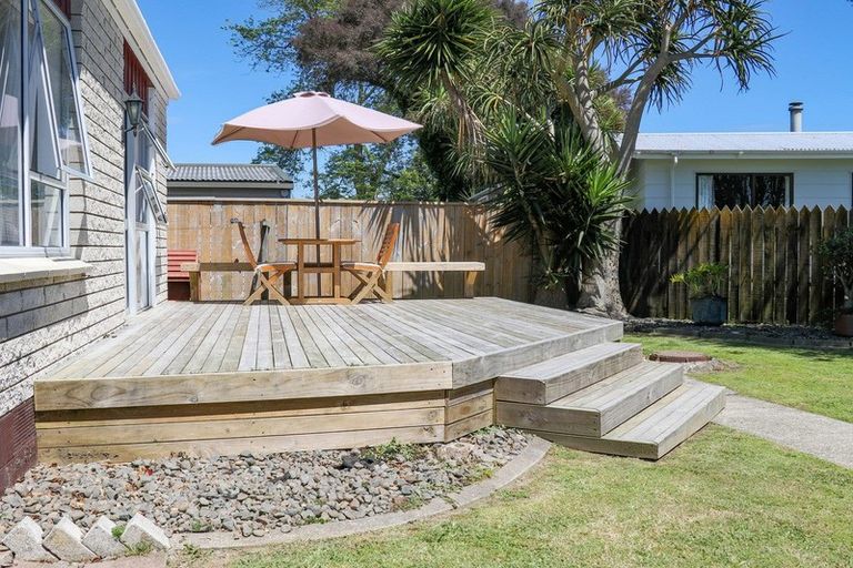 Photo of property in 40 Awatapu Drive, Whakatane, 3120