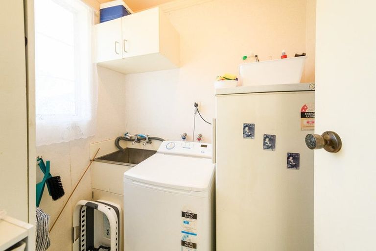 Photo of property in 28 Havelock Avenue, Westbrook, Palmerston North, 4412