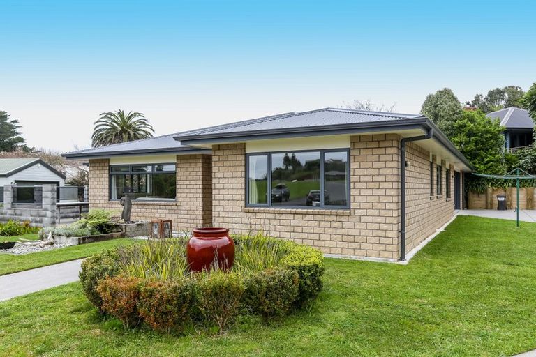 Photo of property in 12 Kororako Grove, Whalers Gate, New Plymouth, 4310