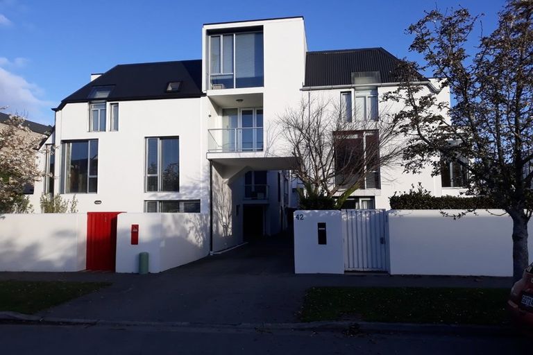 Photo of property in 44c Chester Street West, Christchurch Central, Christchurch, 8013
