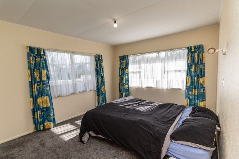 Photo of property in 4/14 Fuller Grove, Woburn, Lower Hutt, 5010