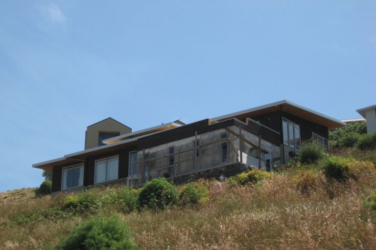 Photo of property in 25 Challenger Lane, Redcliffs, Christchurch, 8081