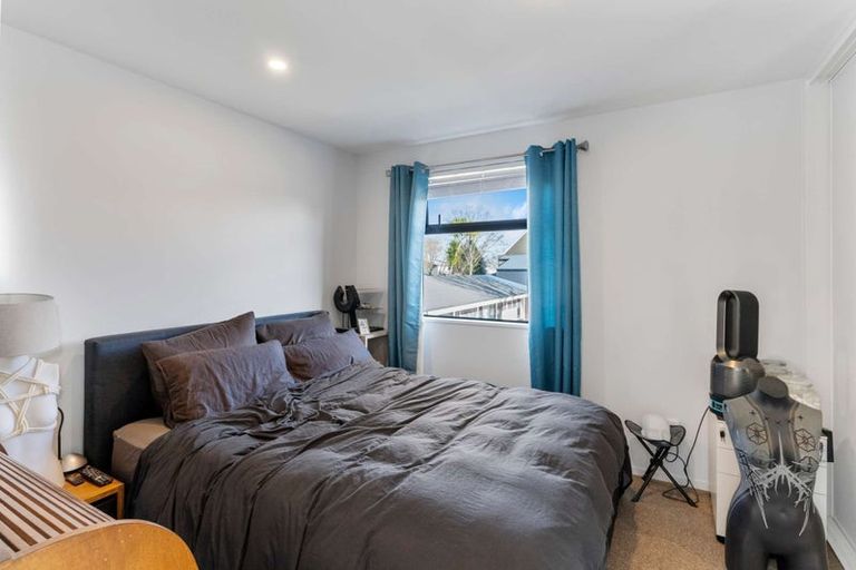 Photo of property in 1/8 New Brighton Road, Shirley, Christchurch, 8061