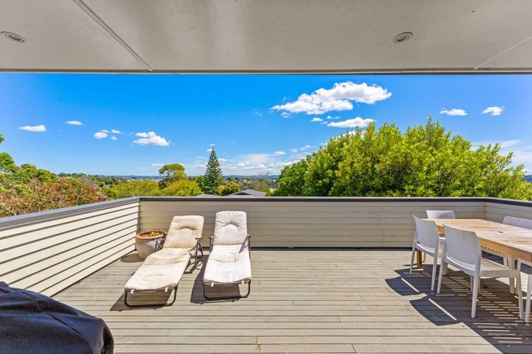 Photo of property in 21 Seon Place, Birkdale, Auckland, 0626