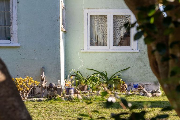 Photo of property in 47 Kirk Street, Otaki, 5512