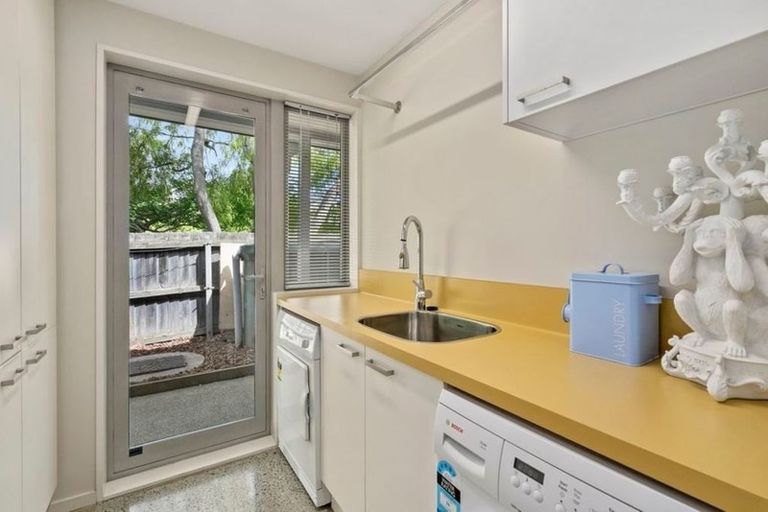 Photo of property in 68 Derby Street, St Albans, Christchurch, 8014