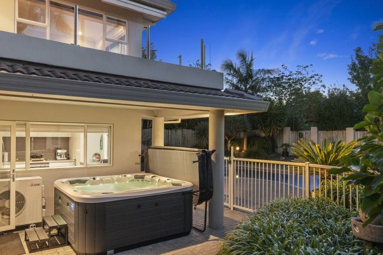 Photo of property in 6 Girdhar Place, Pukekohe, 2120