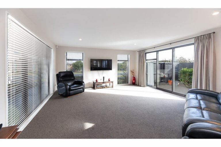 Photo of property in 28 Taiore Crescent, Marshland, Christchurch, 8083