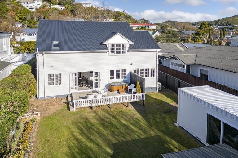 Photo of property in 374 Karori Road, Karori, Wellington, 6012