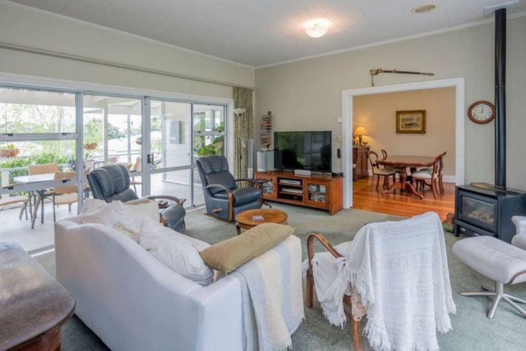 Photo of property in 71 Valley Road, Paraparaumu, 5032