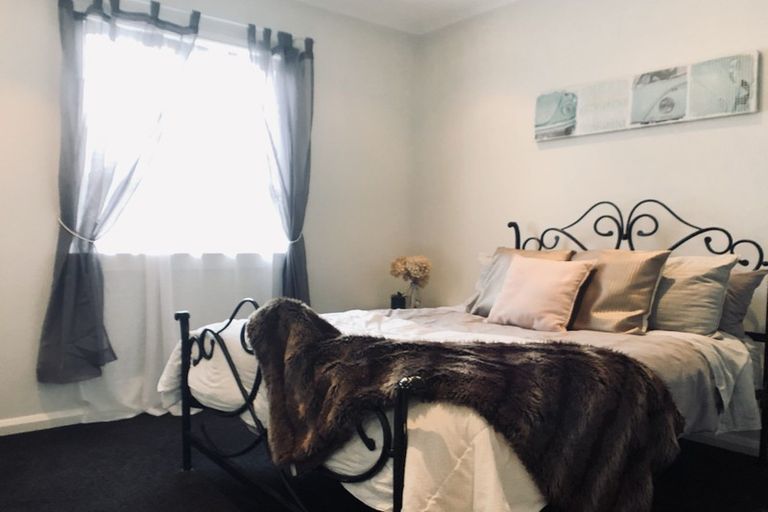 Photo of property in 8 Montgomery Street, Waipukurau, 4200