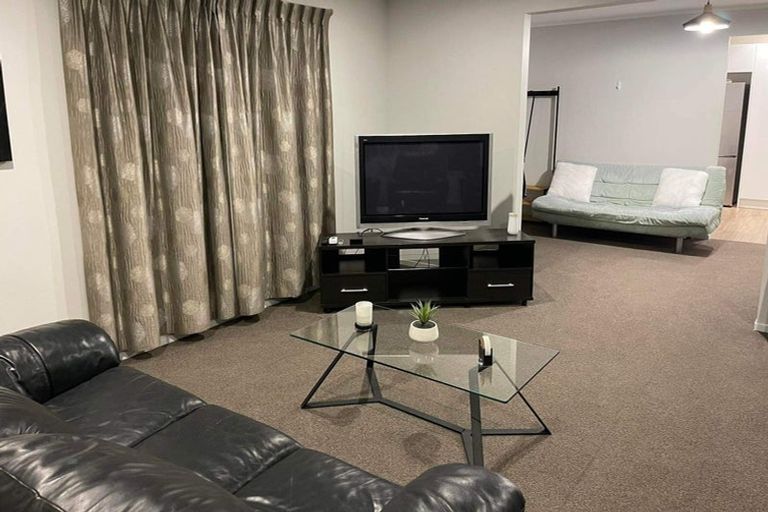 Photo of property in 45 Postgate Drive, Whitby, Porirua, 5024