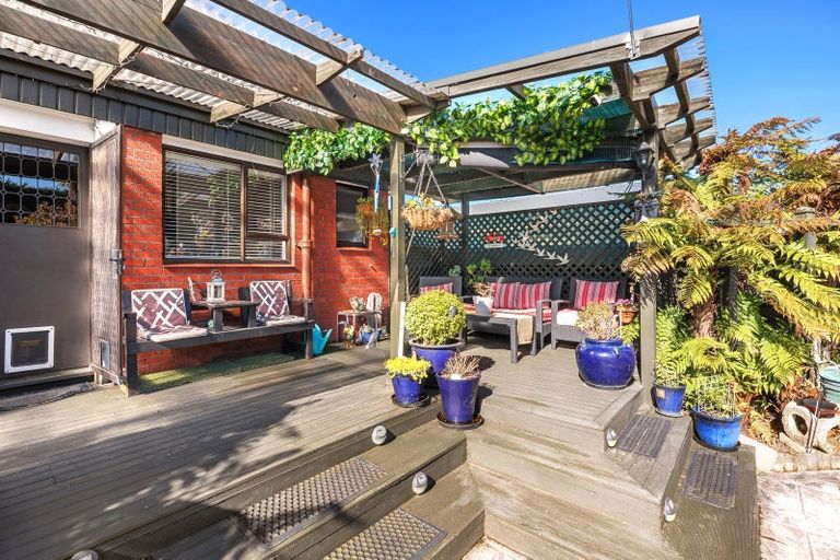 Photo of property in 37 Victors Road, Hoon Hay, Christchurch, 8025