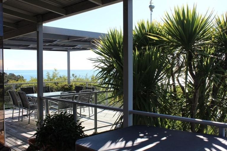 Photo of property in 1090c Abel Tasman Drive, Ligar Bay, Takaka, 7183