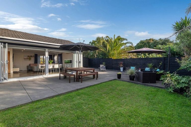 Photo of property in 191 Glamorgan Drive, Torbay, Auckland, 0630