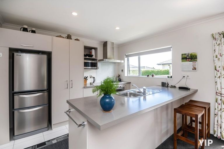 Photo of property in 229 Mark Avenue, Grenada Village, Wellington, 6037