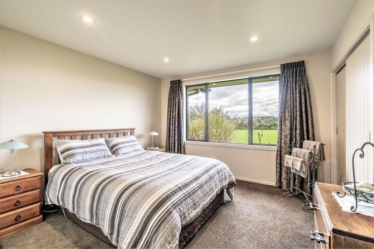 Photo of property in 130 Ivy Lane, Kauana, Winton, 9782