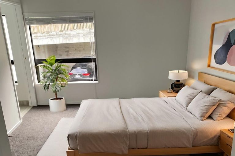 Photo of property in 6a Ferry Road, Days Bay, Lower Hutt, 5013