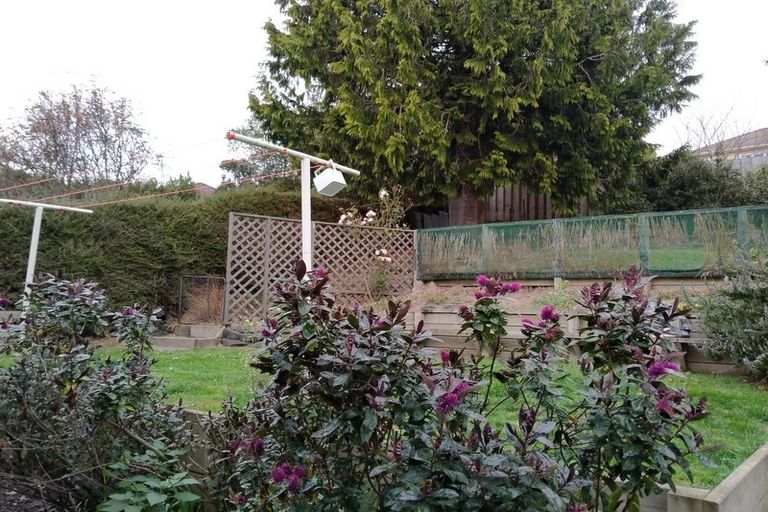 Photo of property in 27 Rennie Street, Green Island, Dunedin, 9018