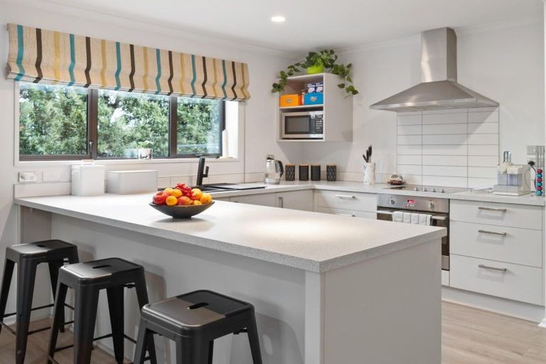 Photo of property in 44 Bottle Lake Drive, Parklands, Christchurch, 8083