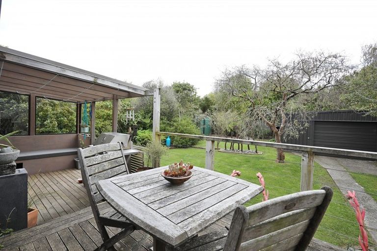 Photo of property in 36 Watt Road, Otatara, Invercargill, 9879