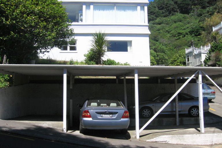 Photo of property in 2 Telford Terrace, Oriental Bay, Wellington, 6011