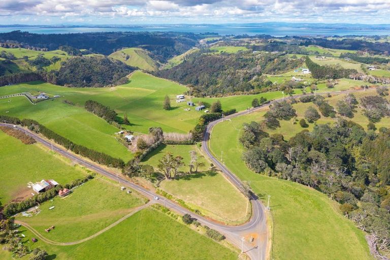 Photo of property in 172 Manukau Heads Road, Awhitu, 2684