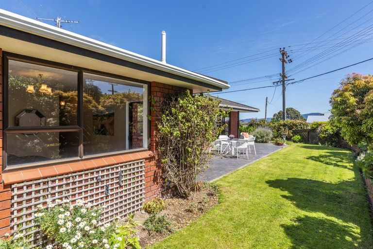 Photo of property in 31 Winara Avenue, Waikanae, 5036