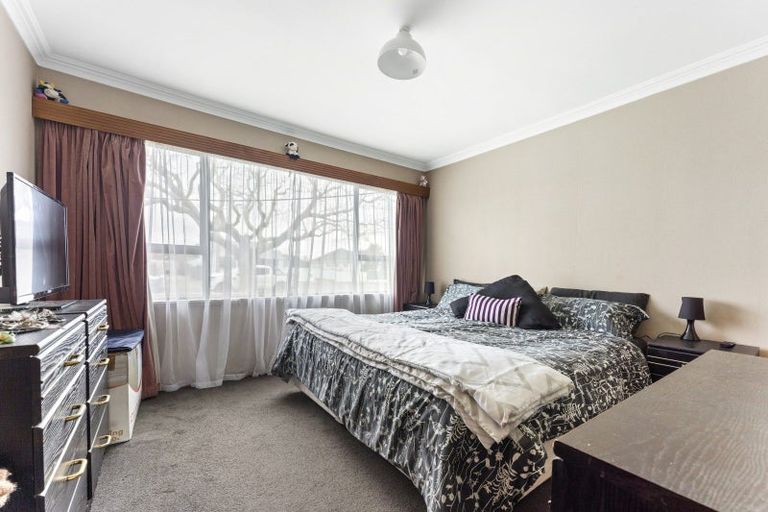 Photo of property in 607 Queen Street East, Levin, 5510