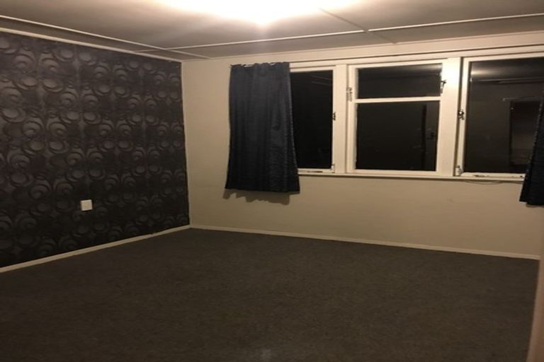 Photo of property in 177 Stokes Valley Road, Stokes Valley, Lower Hutt, 5019