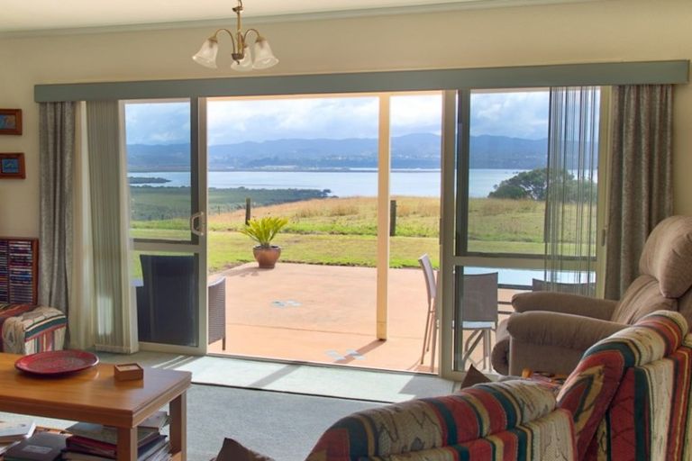 Photo of property in 187 Oaks Road, Portland, Whangarei, 0178