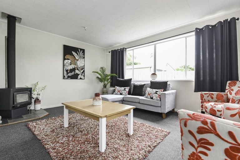 Photo of property in 834 Huia Street, Camberley, Hastings, 4120