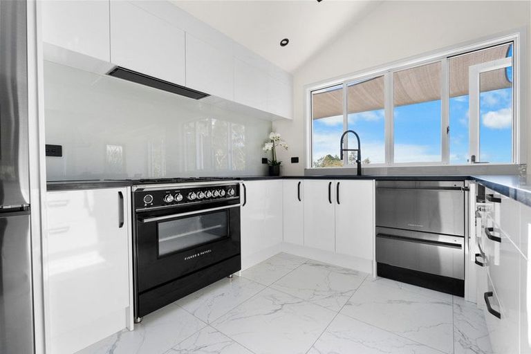 Photo of property in 9 Oromahoe Road, Opua, 0200