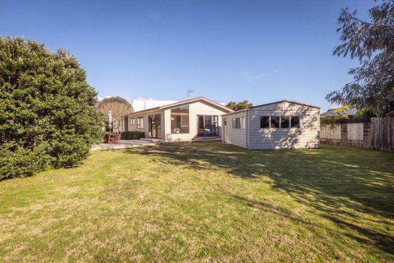 Photo of property in 55 Dickson Road, Papamoa Beach, Papamoa, 3118