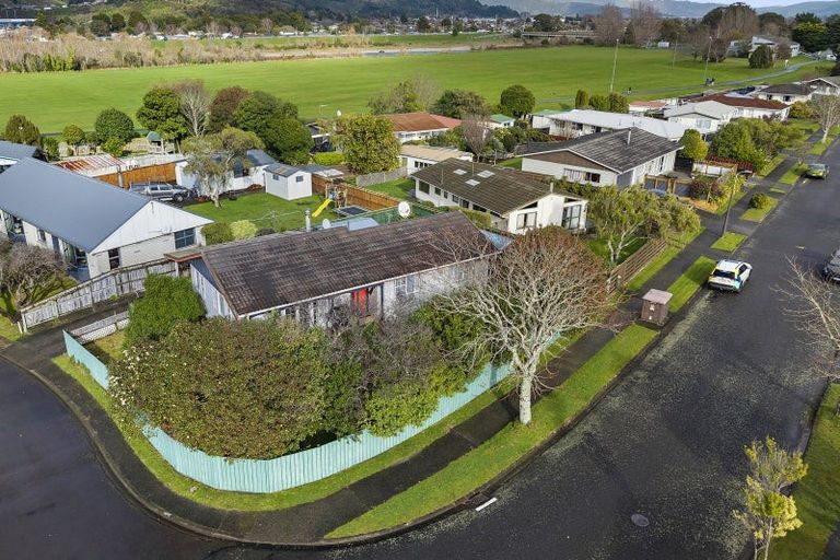 Photo of property in 26 Kentucky Street, Totara Park, Upper Hutt, 5018