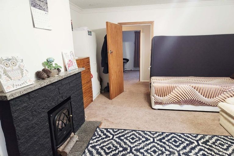 Photo of property in 8 Kiwi Street, Heretaunga, Upper Hutt, 5018