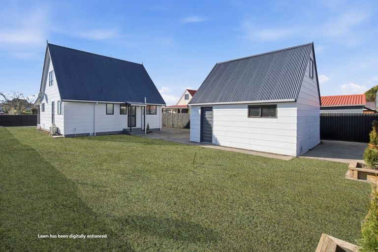 Photo of property in 23 Cowes Street, Avondale, Christchurch, 8061