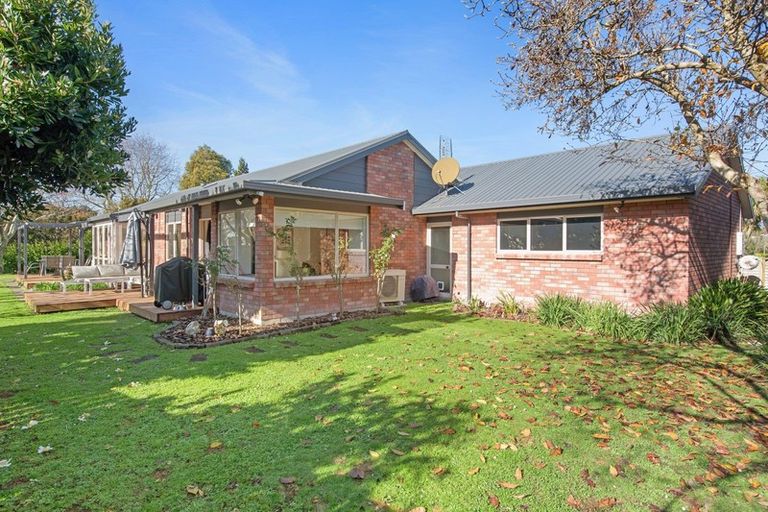 Photo of property in 15 Halcione Close, Flagstaff, Hamilton, 3210