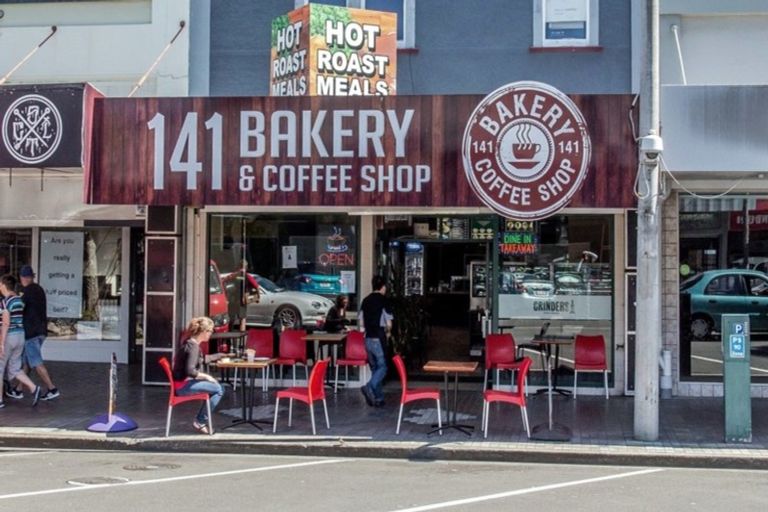 Photo of property in 141 Victoria Avenue, Hokowhitu, Palmerston North, 4410