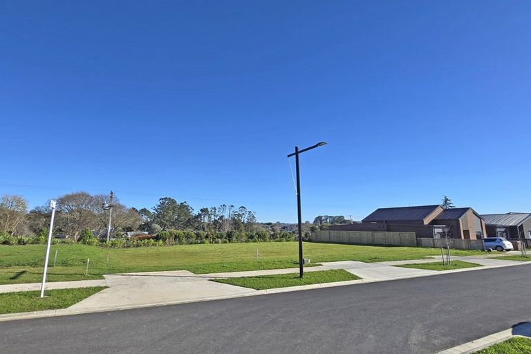 Photo of property in 38 Akakura Terrace, Peacocke, 3206