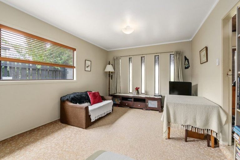 Photo of property in 48 Rutherford Street, Chedworth, Hamilton, 3210