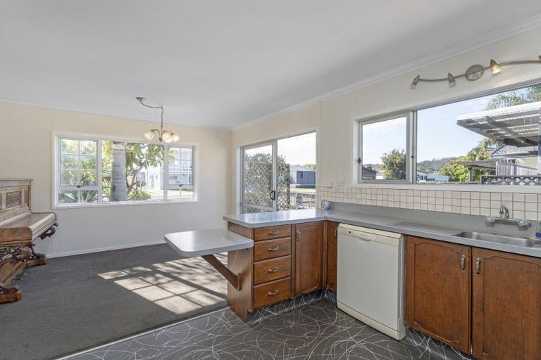 Photo of property in 6 Sarah Avenue, Whitianga, 3510