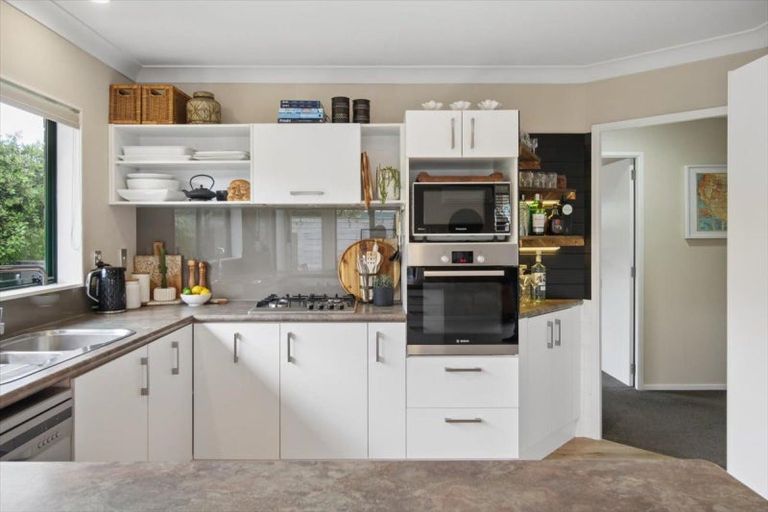 Photo of property in 34 Athena Grove, Papamoa Beach, Papamoa, 3118