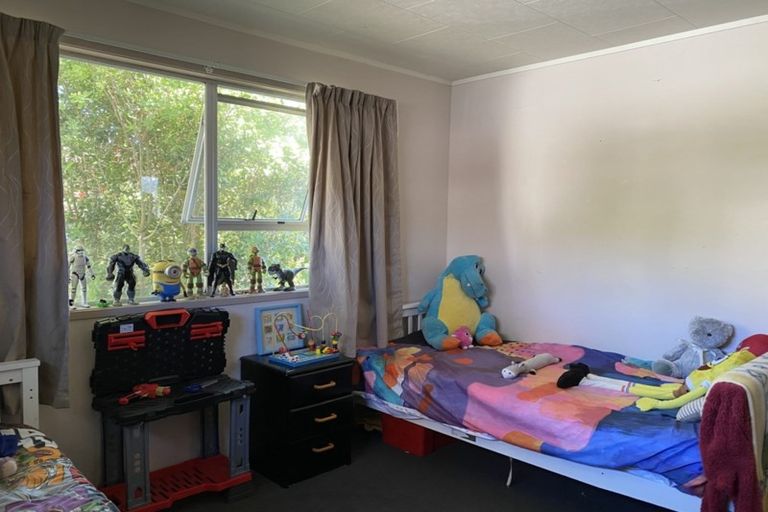 Photo of property in 104 Reynella Drive, Massey, Auckland, 0614