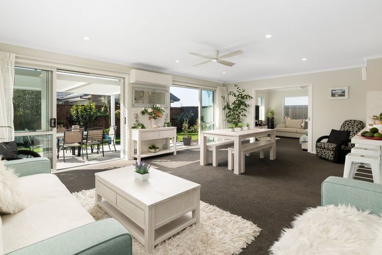 Photo of property in 7 Plate Lane, Papamoa, 3118