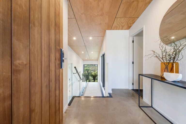 Photo of property in 27 Brownhill Road, Whitford, Manurewa, 2576