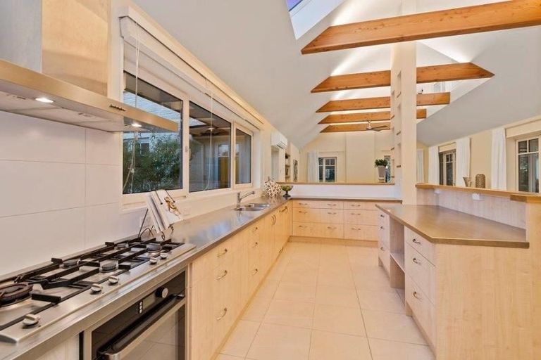 Photo of property in 340 Ilam Road, Bryndwr, Christchurch, 8053