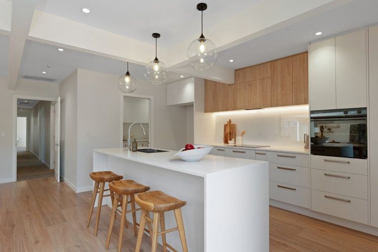 Photo of property in 43 Wai-iti Terrace, Burnside, Christchurch, 8052