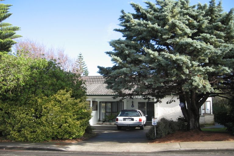 Photo of property in 42 Margaret Road, Raumati Beach, Paraparaumu, 5032